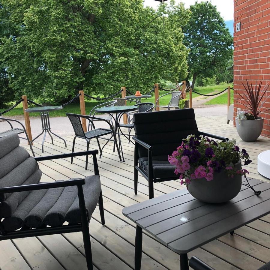 Hotel & Hostel Silmu Evitskog Экстерьер фото